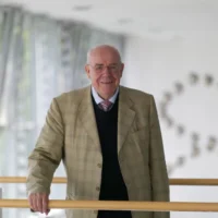Prof. Dr. Ernst-Ludwig Winnacker, GDNÄ-Präsident in den Jahren 1999 und 2000. © Michael Till / LMU